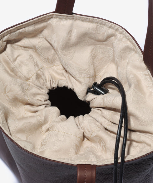 MR.OLIVE E.O.I / WATERPROOF WASHABLE LEATHER FLAT TOTE BAG(MEDIUM) ミスターオリーブ/ウォータープルーフウォッシャブルレザー/フラットトートバッグ(MEDIUM)